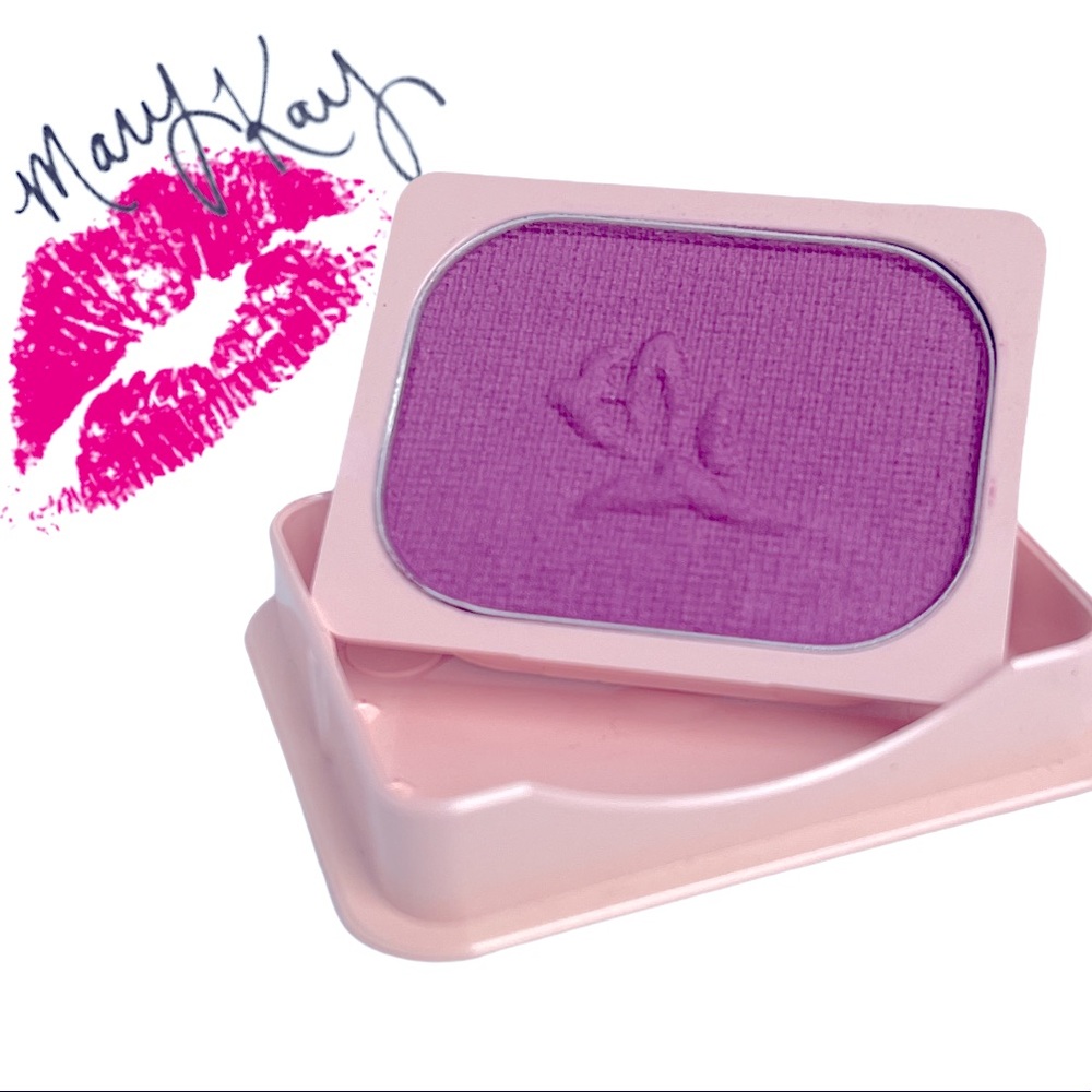 3 for 20$ Mary Kay eye shadow colour purple